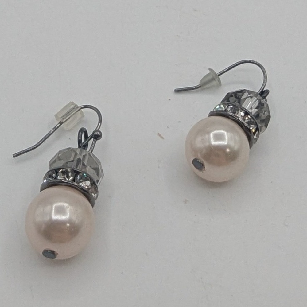 Cream Faux Pearl Smokey‎ Grey Crystal Rhinestone Silver Tone Drop Earrings 1.25"
